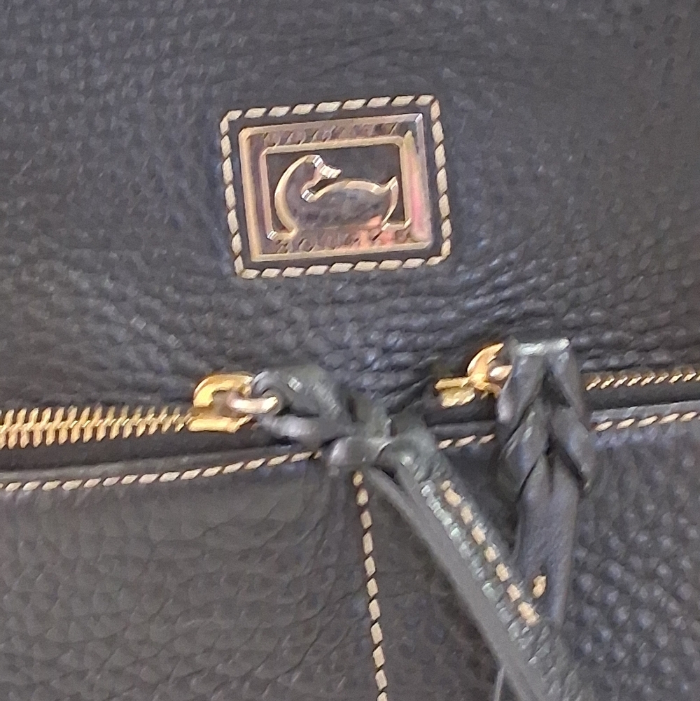 Dooney & Bourke Black Pebbled Leather Shoulder Bag - Picture 2 of 16